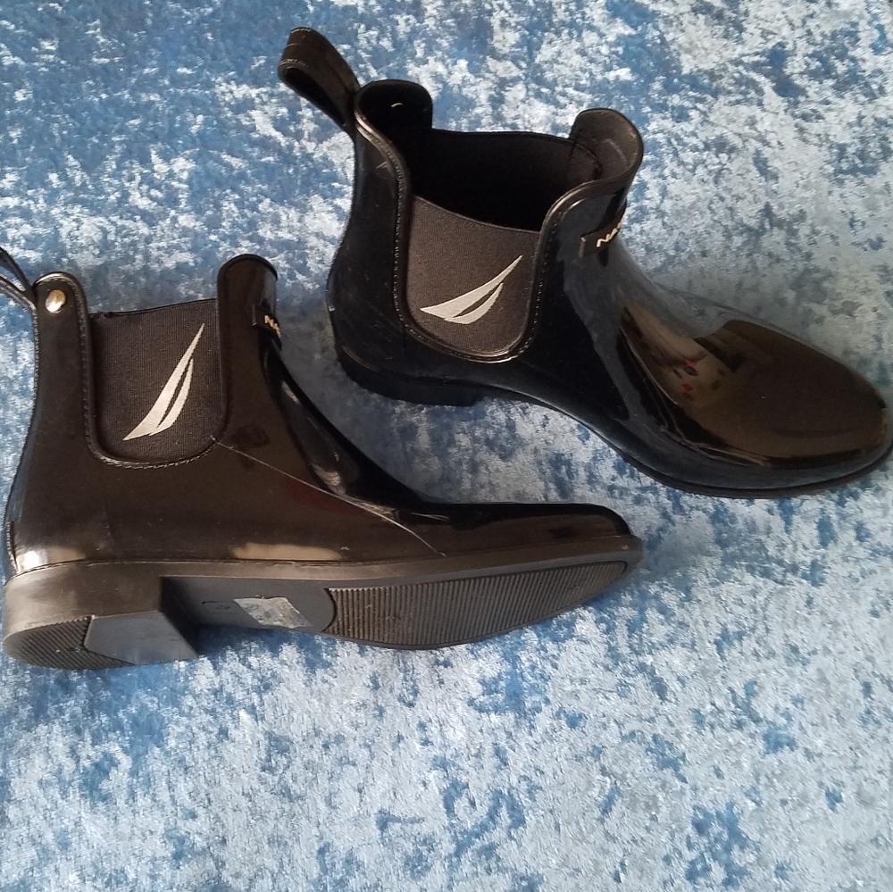 Nautica Ankle Rain Boots